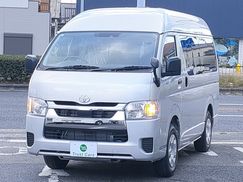 HIACE VAN-0