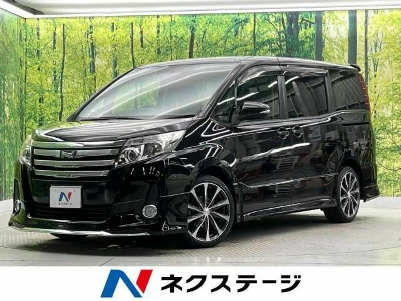 TOYOTA NOAH