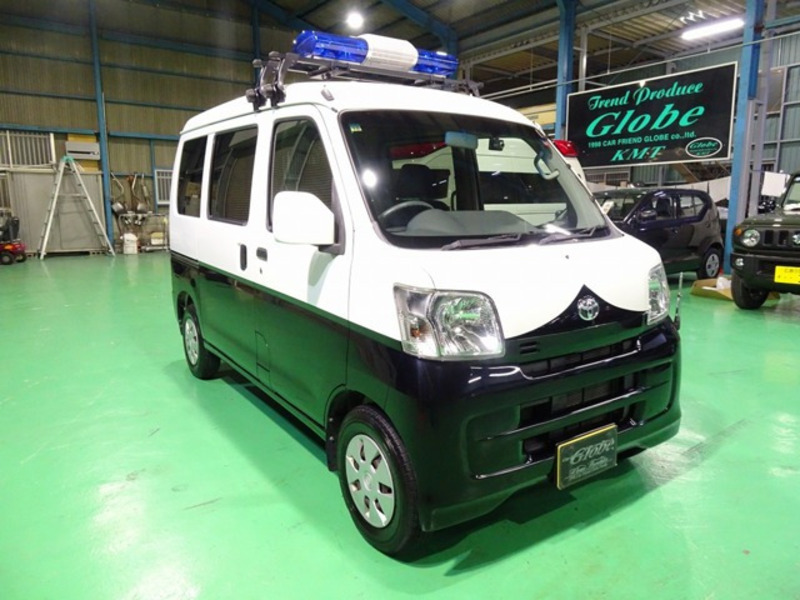 TOYOTA PIXIS VAN