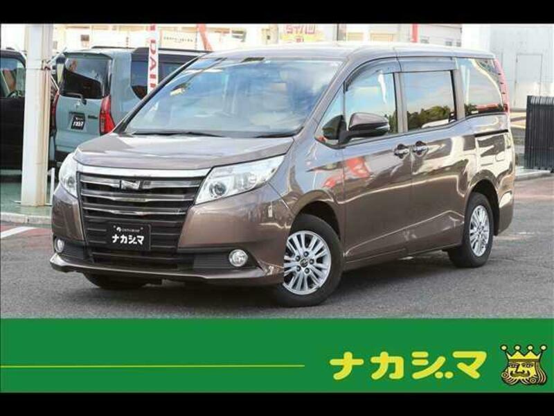 TOYOTA NOAH