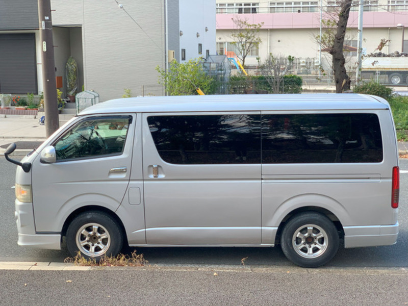 HIACE VAN