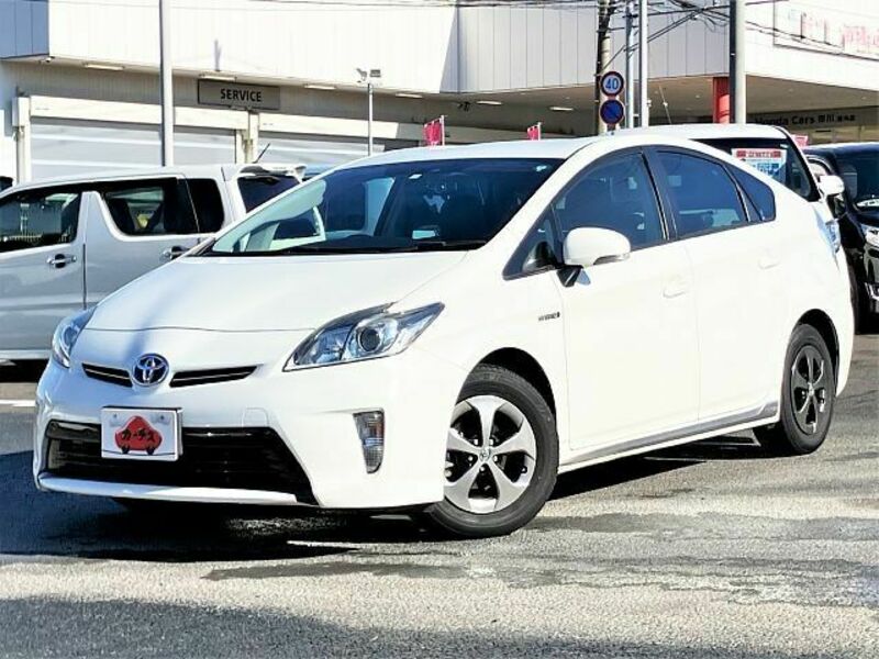 TOYOTA PRIUS