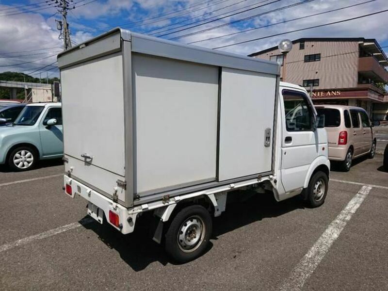 CARRY TRUCK