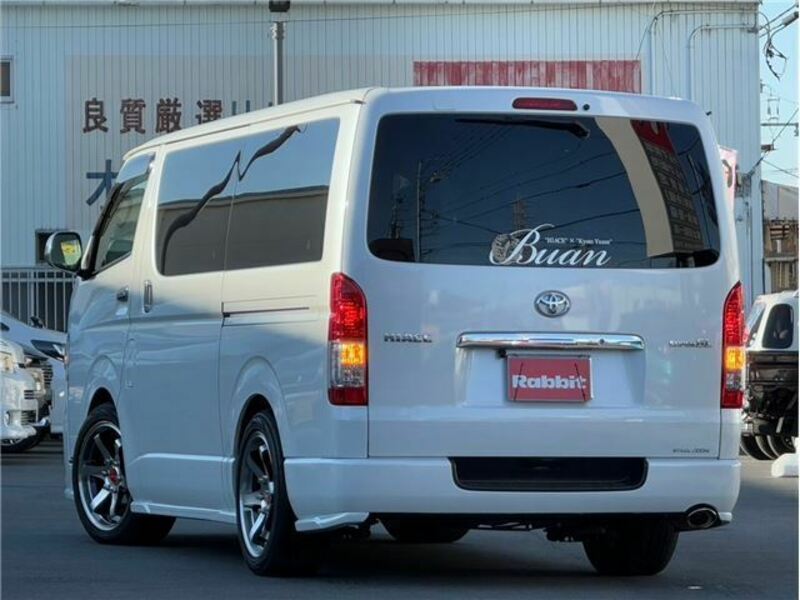 HIACE