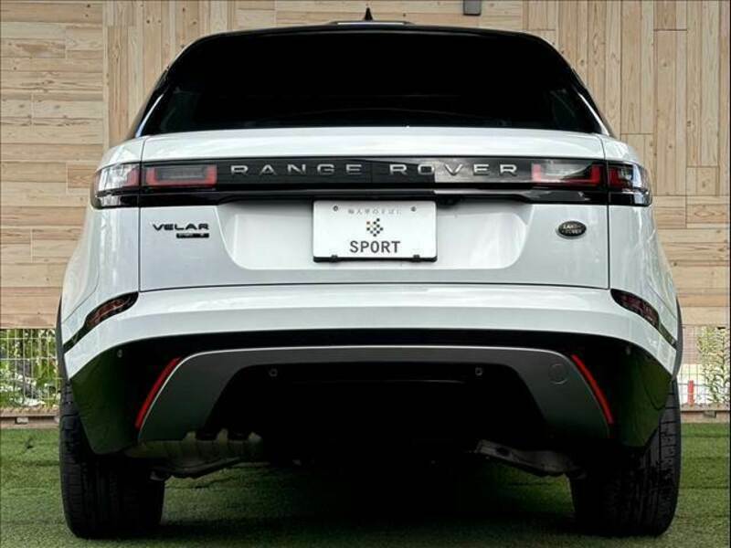 RANGE ROVER VELAR