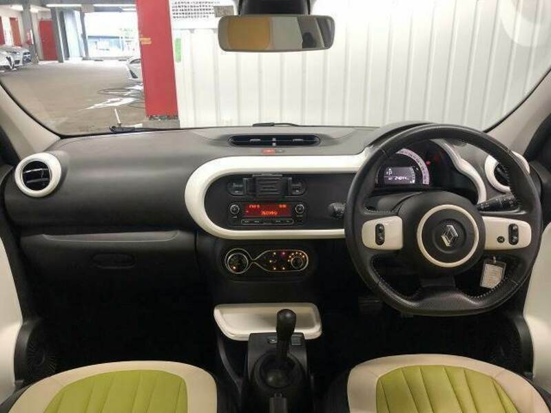 TWINGO