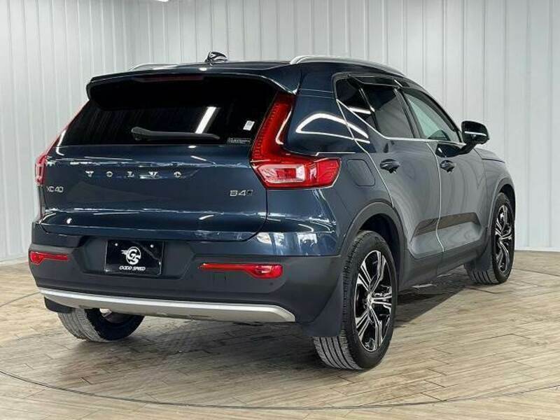 XC40