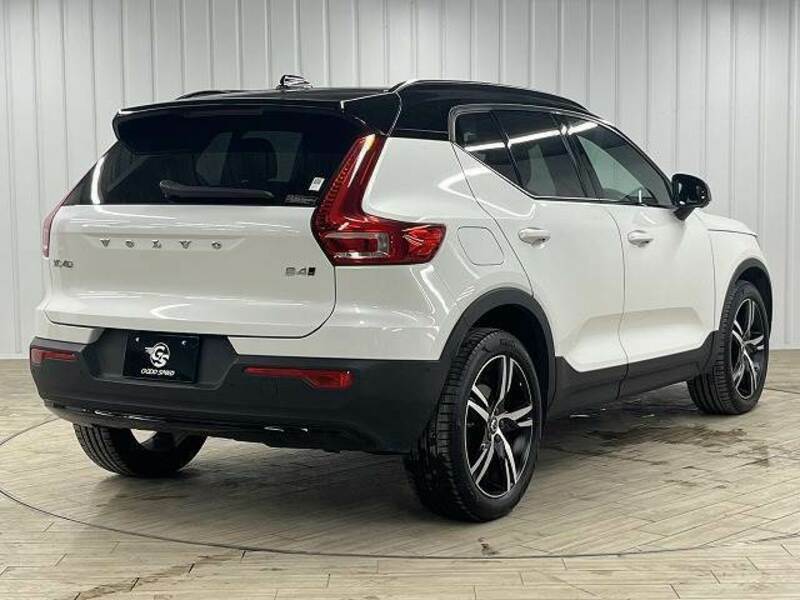 XC40