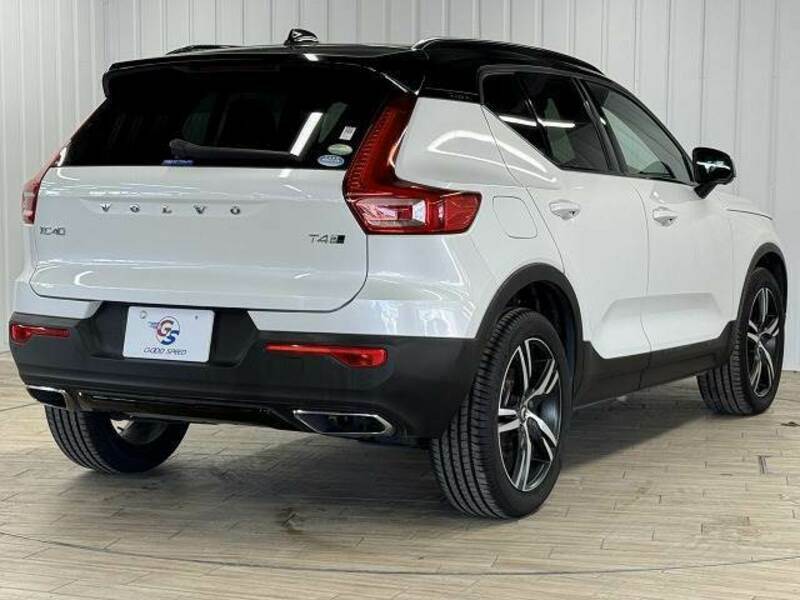 XC40