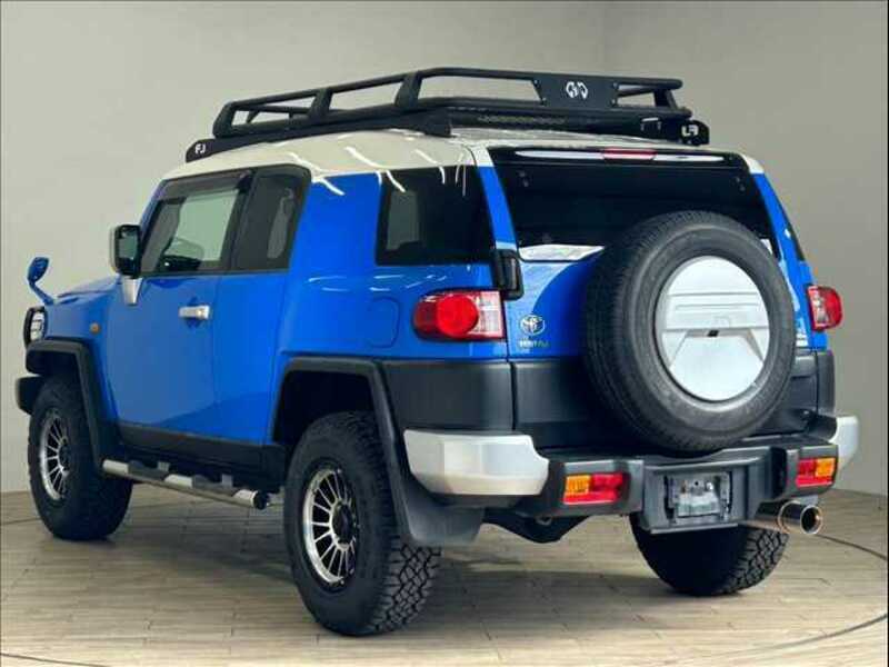 FJ CRUISER