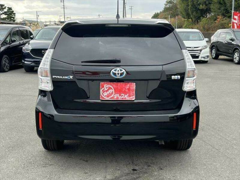 PRIUS ALPHA