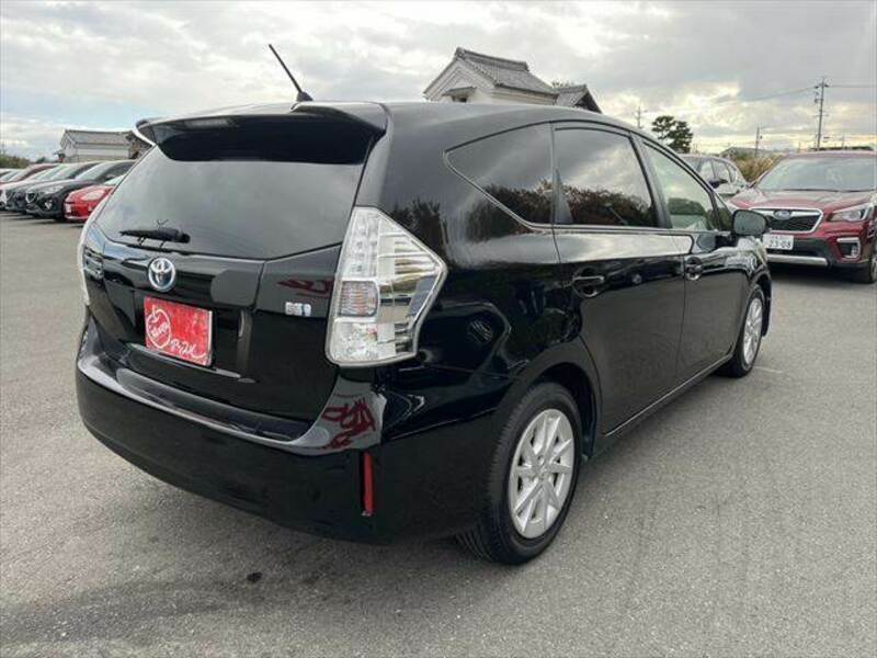 PRIUS ALPHA