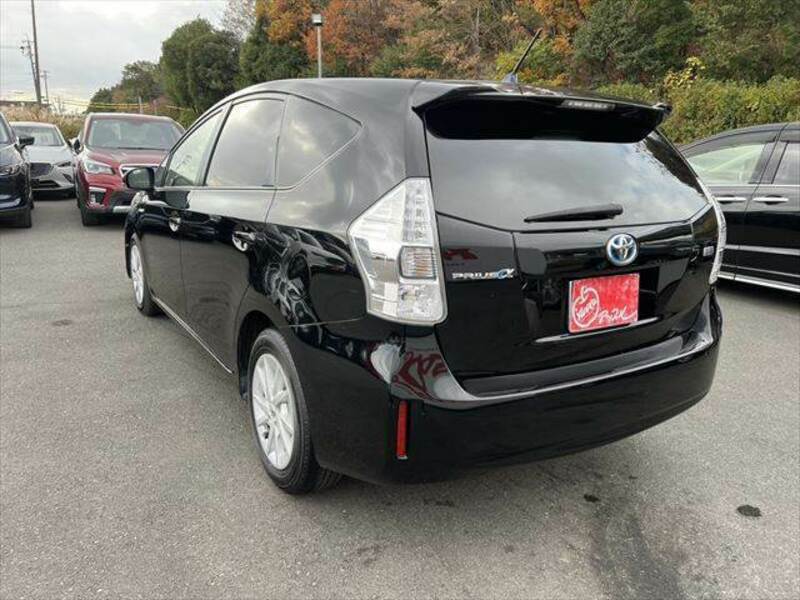 PRIUS ALPHA