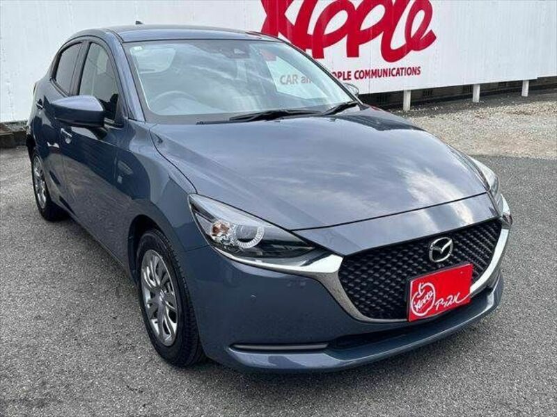 MAZDA2