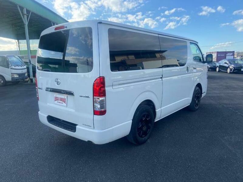 HIACE VAN