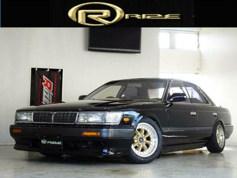 NISSAN LAUREL