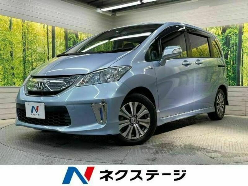 HONDA FREED HYBRID