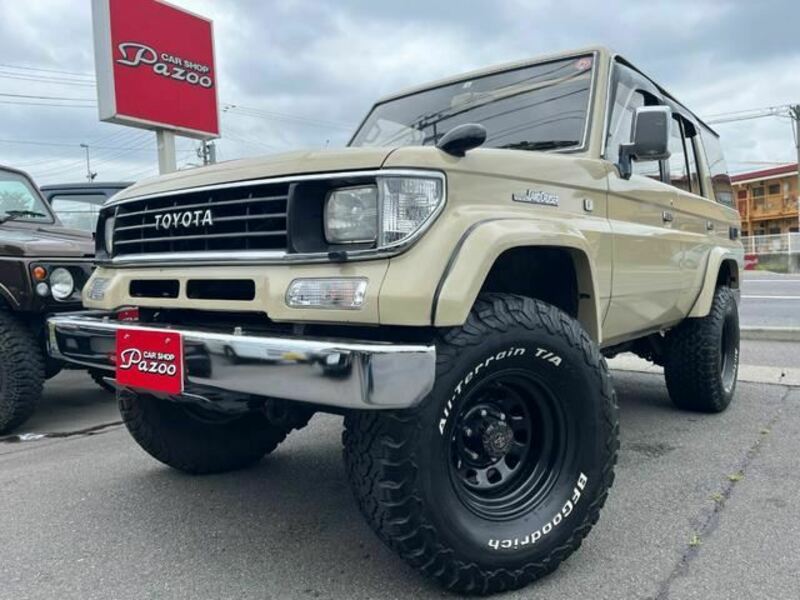 TOYOTA LAND CRUISER PRADO