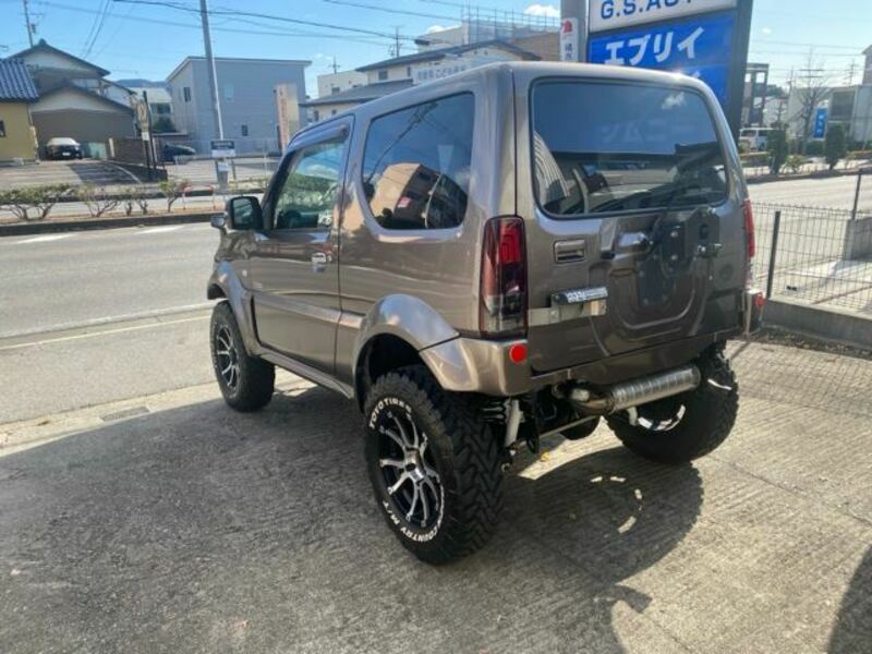 JIMNY SIERRA