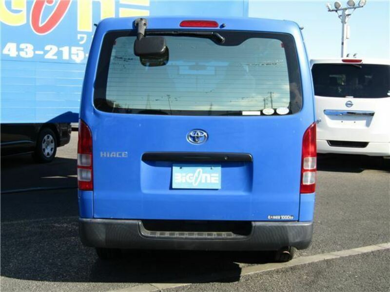 HIACE VAN