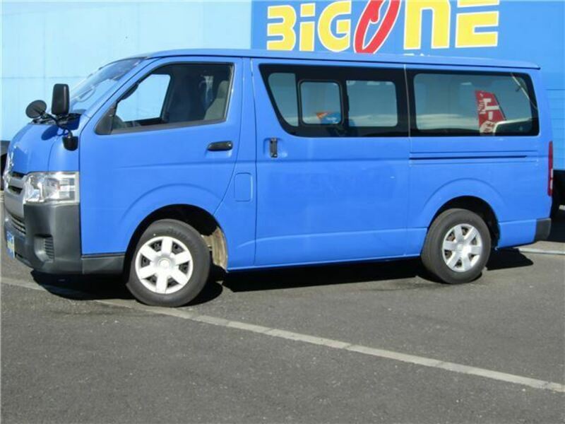 HIACE VAN