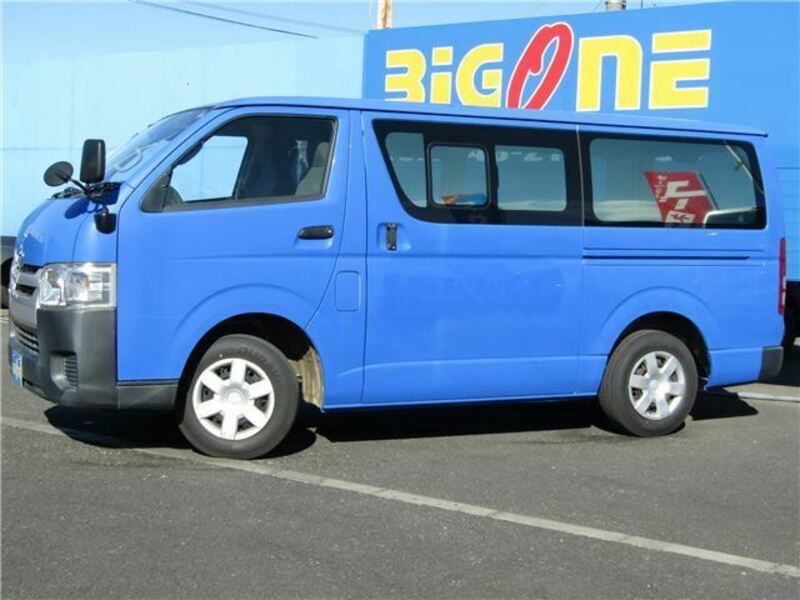 HIACE VAN