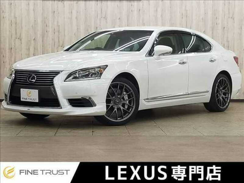 LEXUS LS