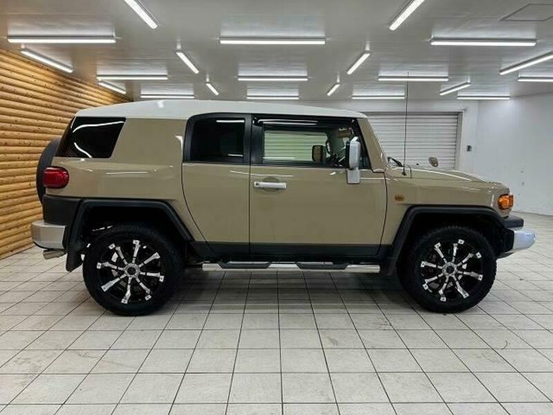 FJ CRUISER