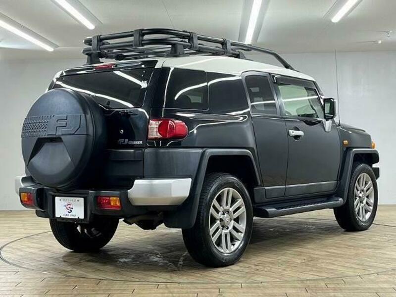 FJ CRUISER