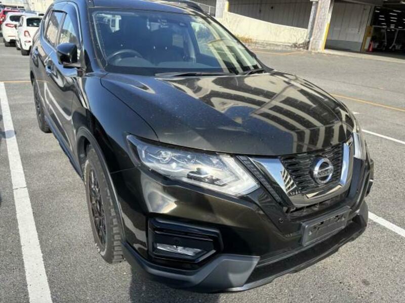 X-TRAIL