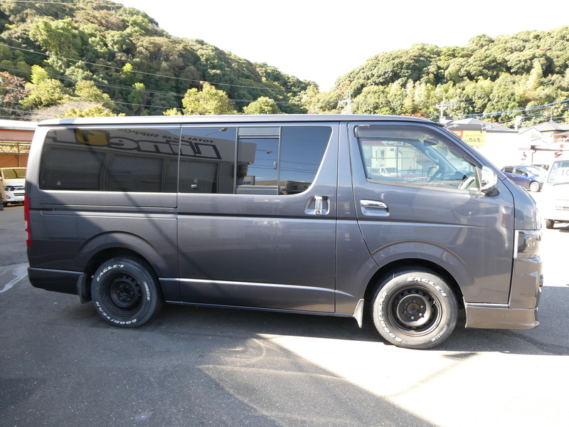 HIACE VAN