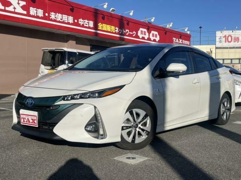 TOYOTA PRIUS PHV