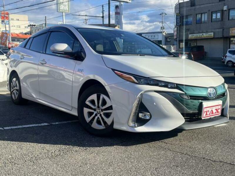 PRIUS PHV