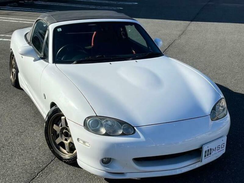 MAZDA ROADSTER