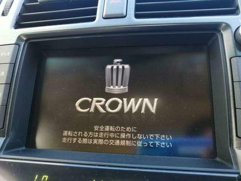 CROWN