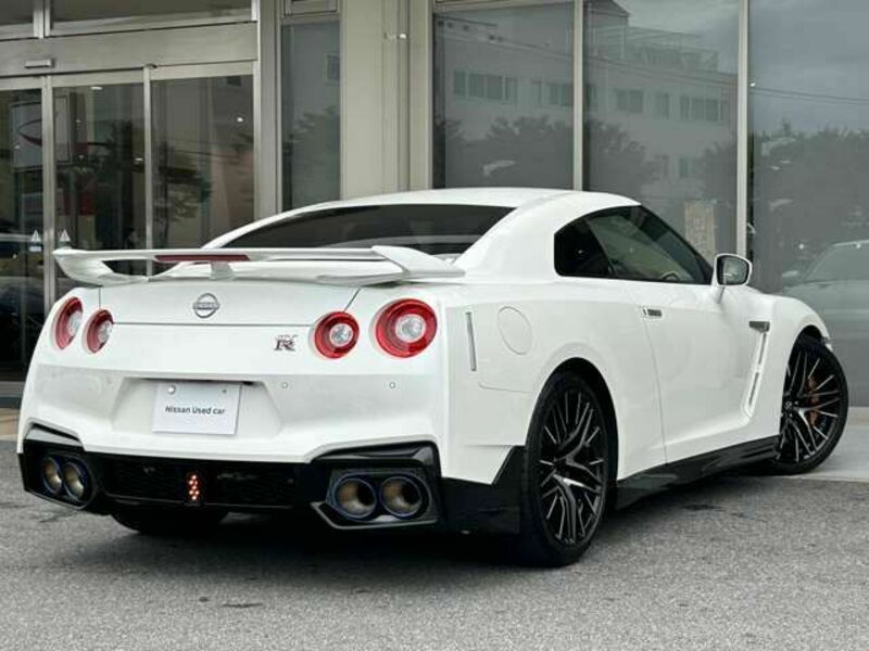 GT-R