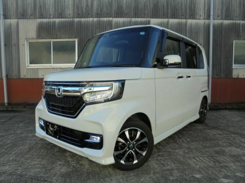 HONDA N BOX CUSTOM