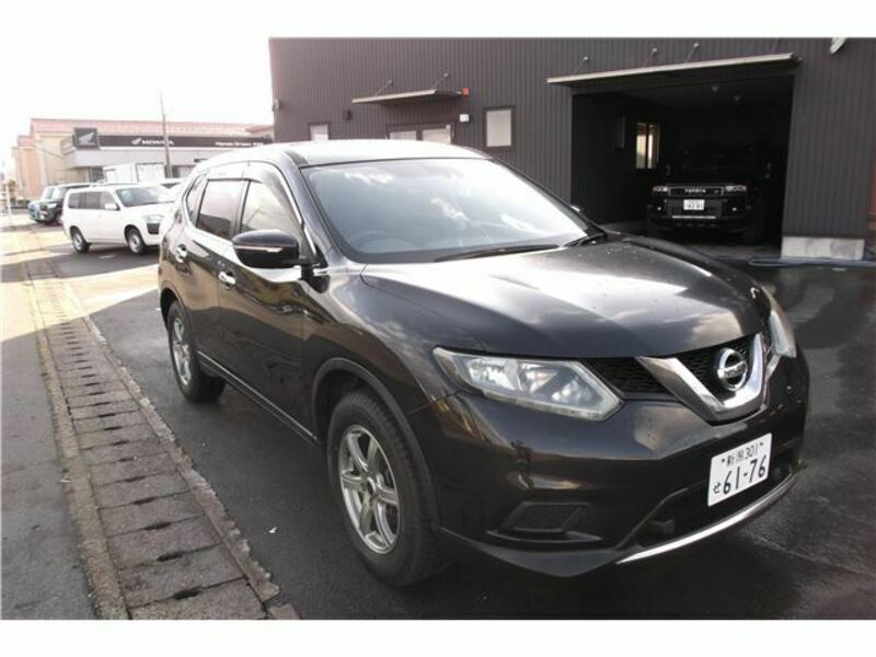 NISSAN X-TRAIL