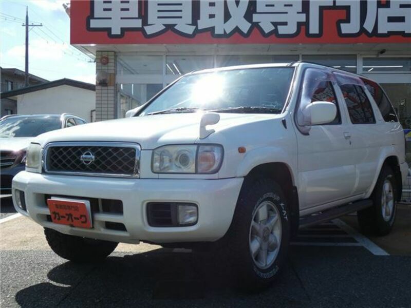 NISSAN TERRANO