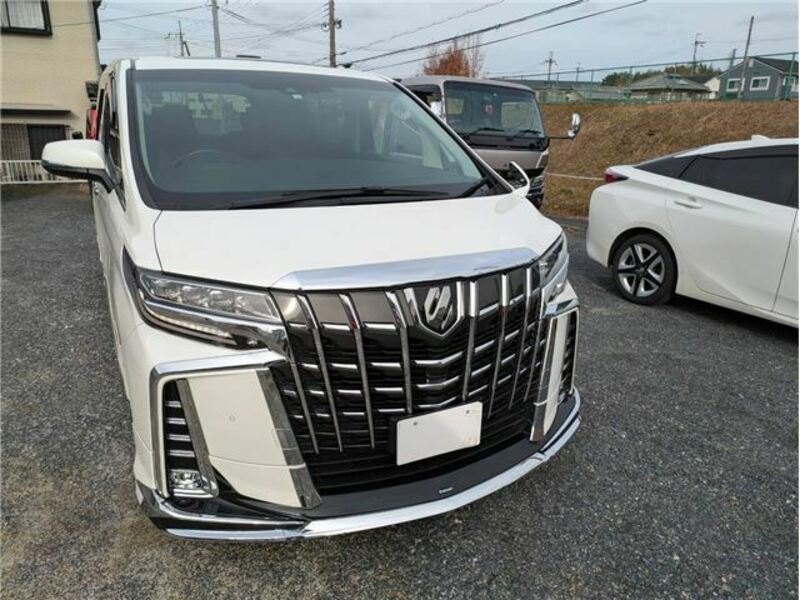 TOYOTA ALPHARD