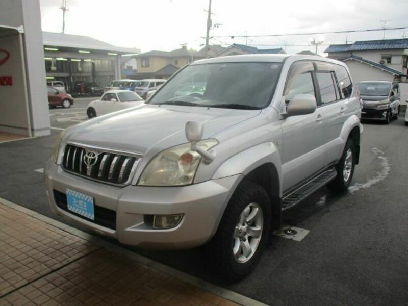 TOYOTA LAND CRUISER PRADO