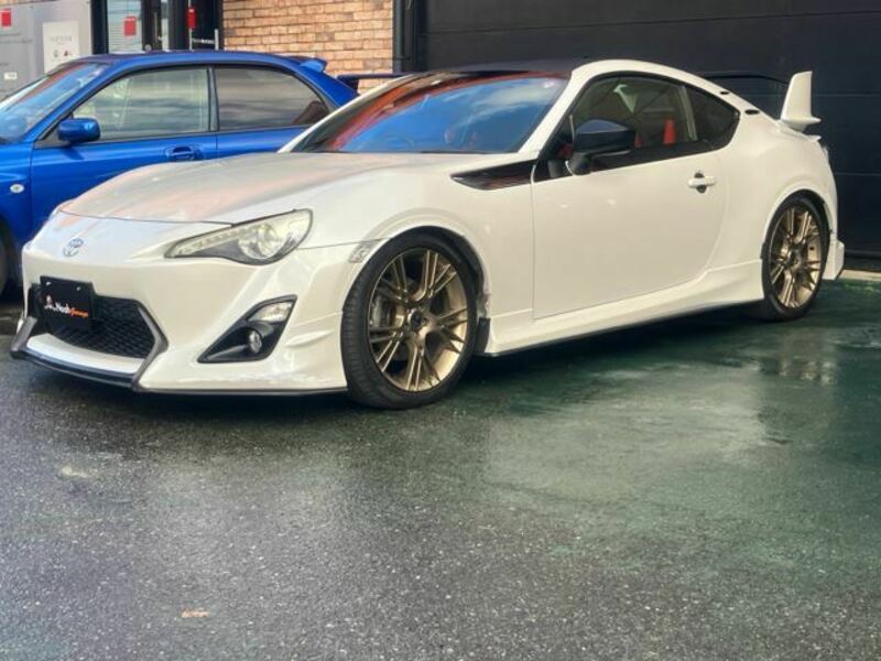 TOYOTA 86