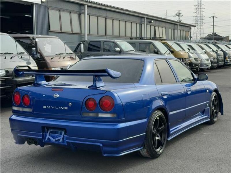 SKYLINE