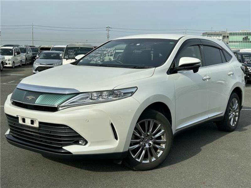 TOYOTA HARRIER