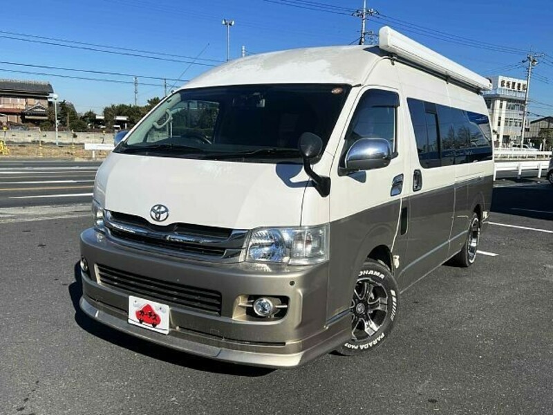 TOYOTA HIACE WAGON