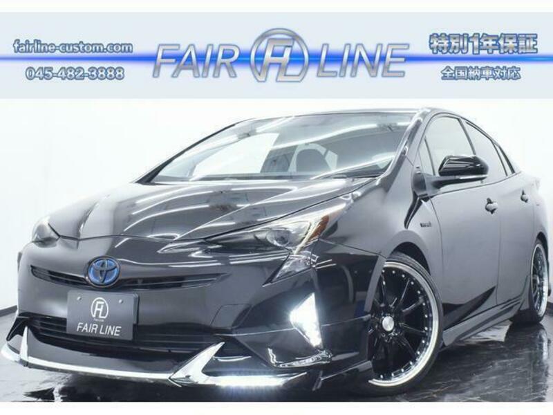 TOYOTA PRIUS