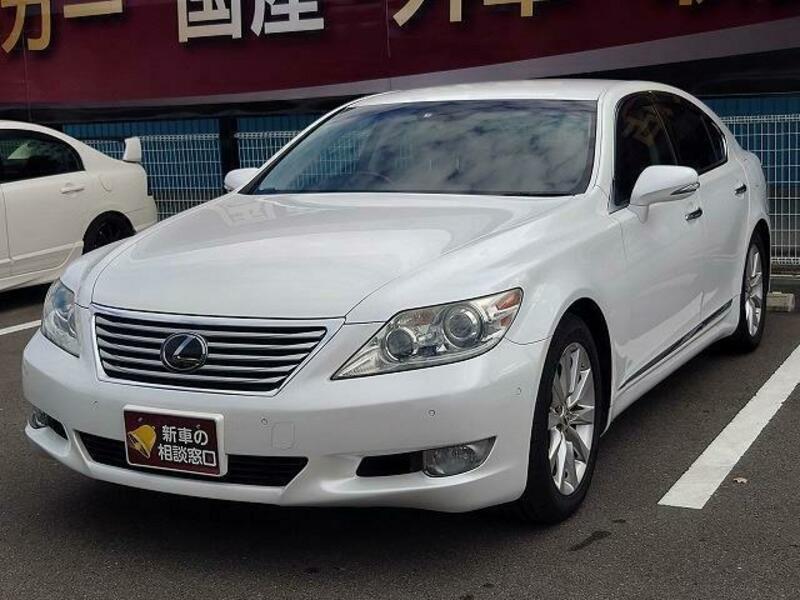 LEXUS LS