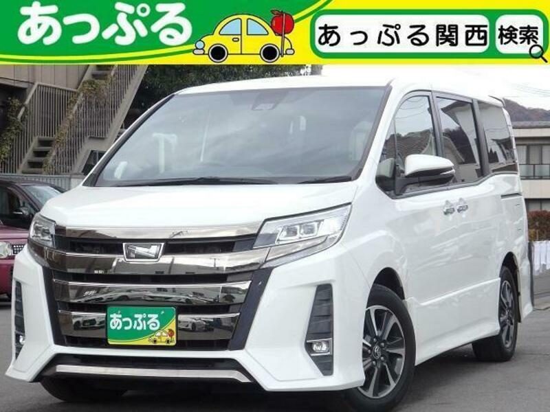 TOYOTA NOAH