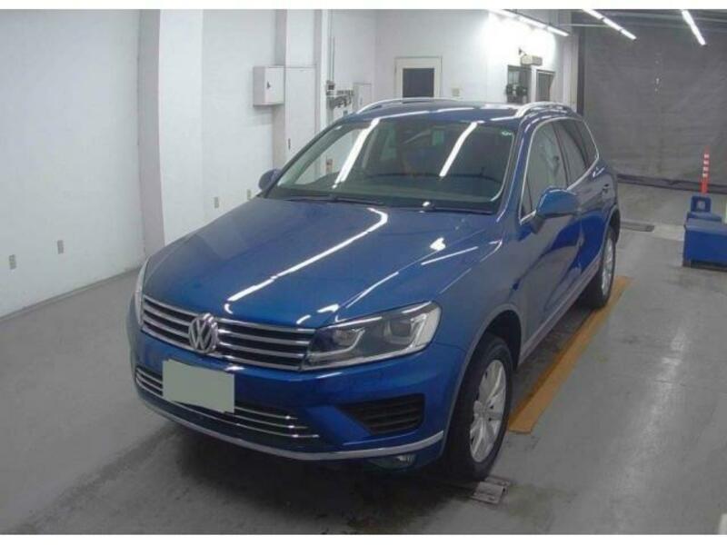 VOLKSWAGEN TOUAREG