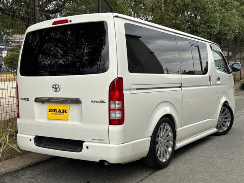 HIACE VAN